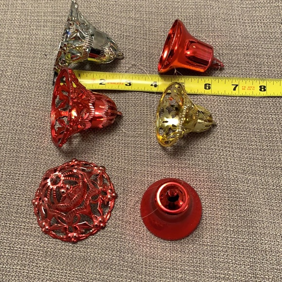 Vintage Set of 6 Christmas Ornaments Bells - Picture 6 of 7